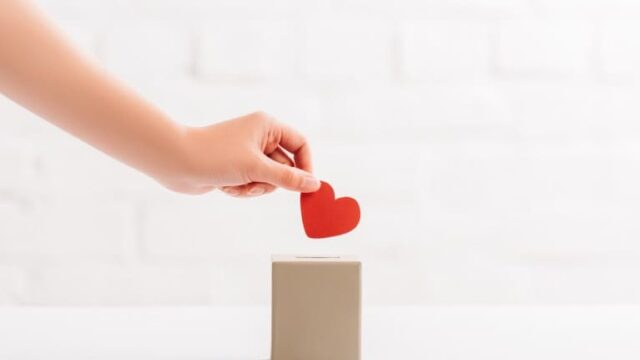 法人は寄付で節税できる！具体的な軽減効果と注意点について