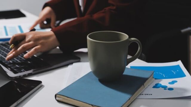 法人のグレーな節税方法とは？普通の対策との違いやリスクを徹底解説