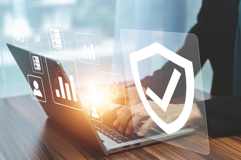 サイバー保険の加入率は何％？普及の現状と補償の必要性